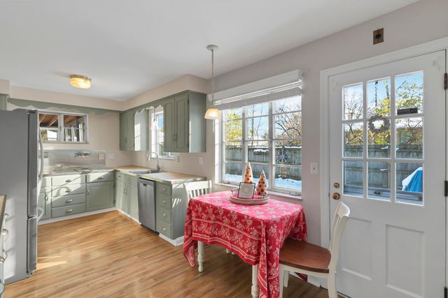 4266 Fairoaks Drive, Columbus, OH 43214