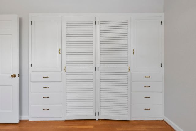 4266 Fairoaks Drive, Columbus, OH 43214