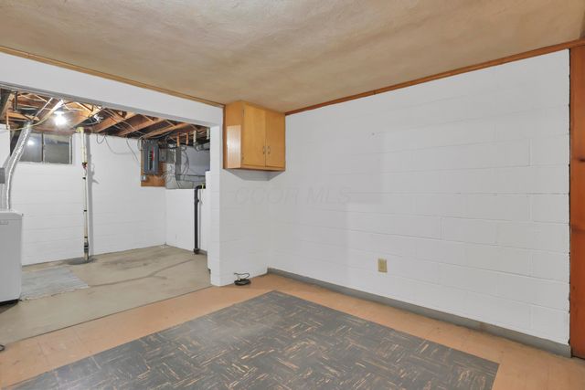 4266 Fairoaks Drive, Columbus, OH 43214