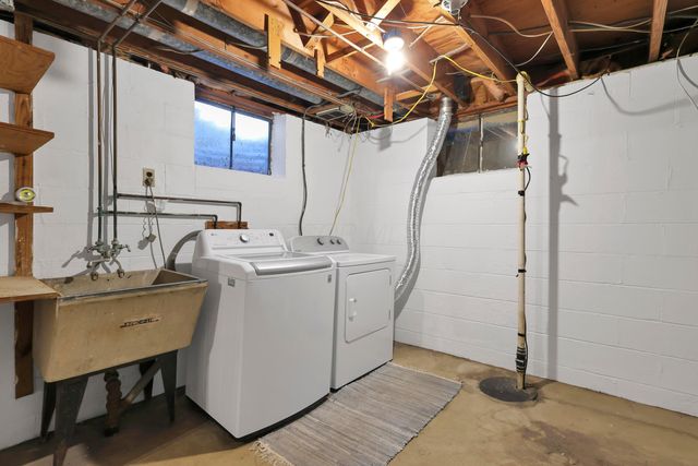 4266 Fairoaks Drive, Columbus, OH 43214