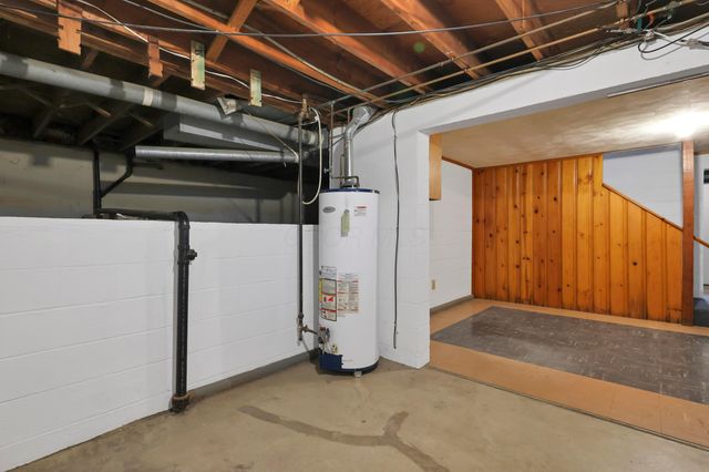 4266 Fairoaks Drive, Columbus, OH 43214