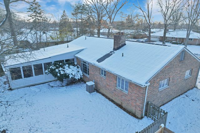 4266 Fairoaks Drive, Columbus, OH 43214