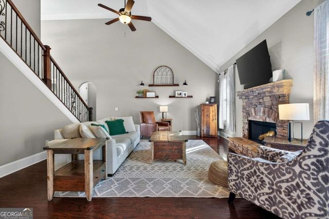 19 Durana Court, Dallas, GA 30132