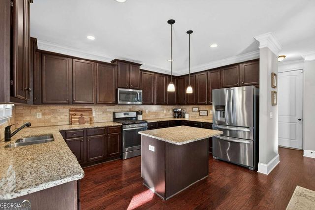 19 Durana Court, Dallas, GA 30132