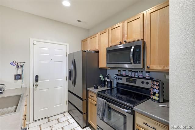 6703 S Winnipeg Circle 101, Aurora, CO 80016