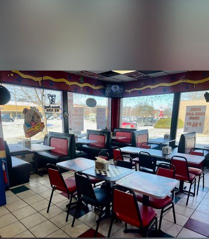 32 N Island Avenue, Batavia, IL 60510