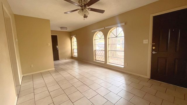 3021 Sycamore Avenue 1, Bay City, TX 77414