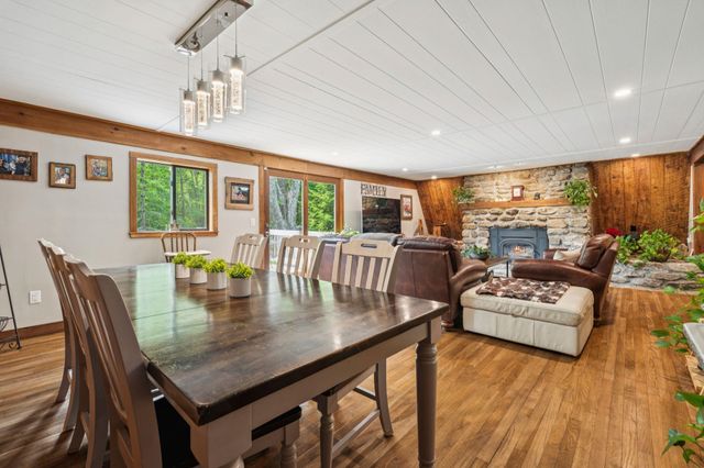 105 East Mountain Road, Newport, NH 03773