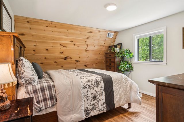 105 East Mountain Road, Newport, NH 03773