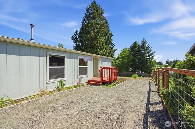 3444 Forest Drive NE, Bremerton, WA 98310