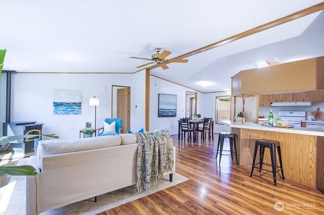 3444 Forest Drive NE, Bremerton, WA 98310