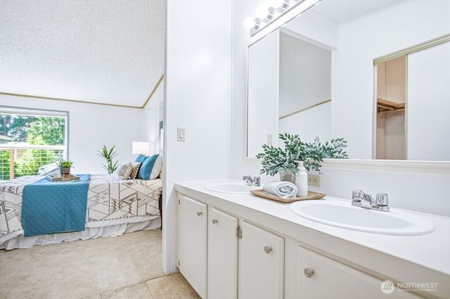 3444 Forest Drive NE, Bremerton, WA 98310