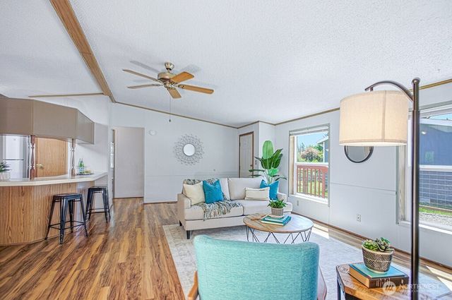 3444 Forest Drive NE, Bremerton, WA 98310