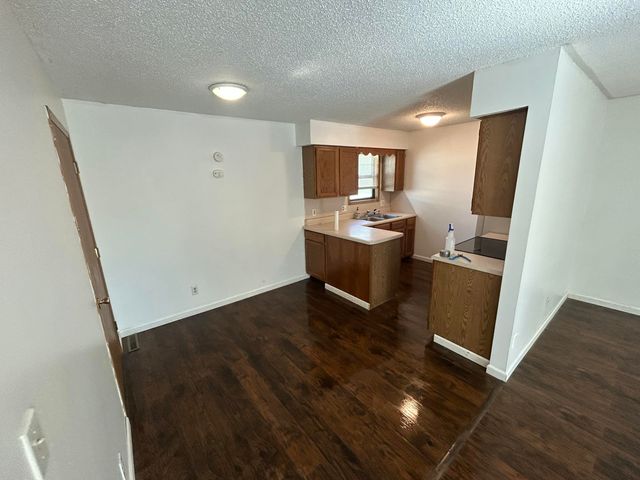 1625 N Colgate Avenue, Springfield, MO 65802