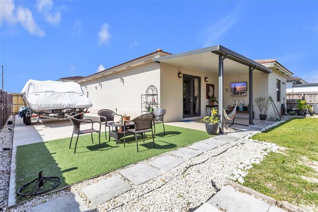 13501 SW 272nd Ter, Homestead, FL 33032