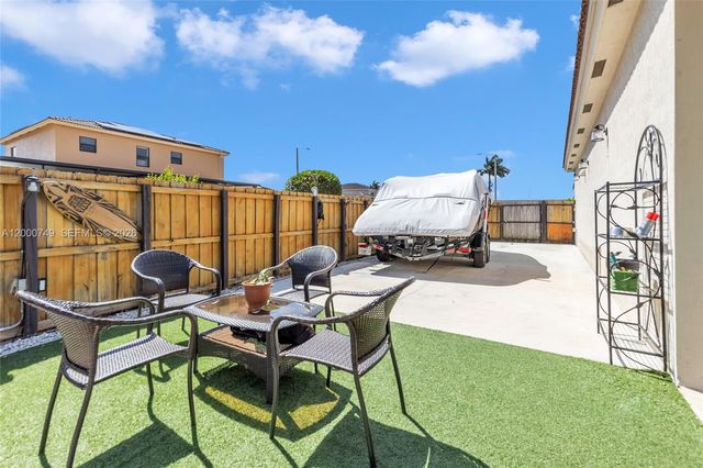 13501 SW 272nd Ter, Homestead, FL 33032