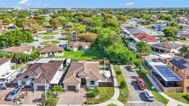 13501 SW 272nd Ter, Homestead, FL 33032