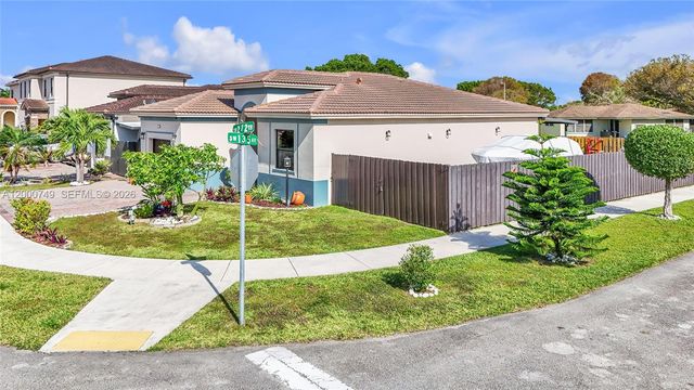 13501 SW 272nd Ter, Homestead, FL 33032