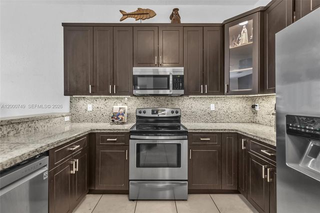 13501 SW 272nd Ter, Homestead, FL 33032