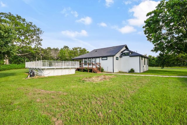 2415 Vz County Road 2624, Wills Point, TX 75169