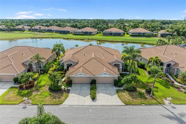 9532 FOREST HILLS CIRCLE, Sarasota, FL 34238