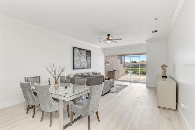 9532 FOREST HILLS CIRCLE, Sarasota, FL 34238