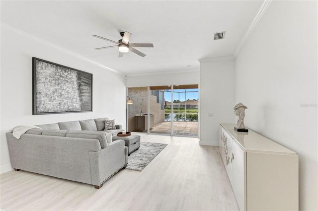 9532 FOREST HILLS CIRCLE, Sarasota, FL 34238
