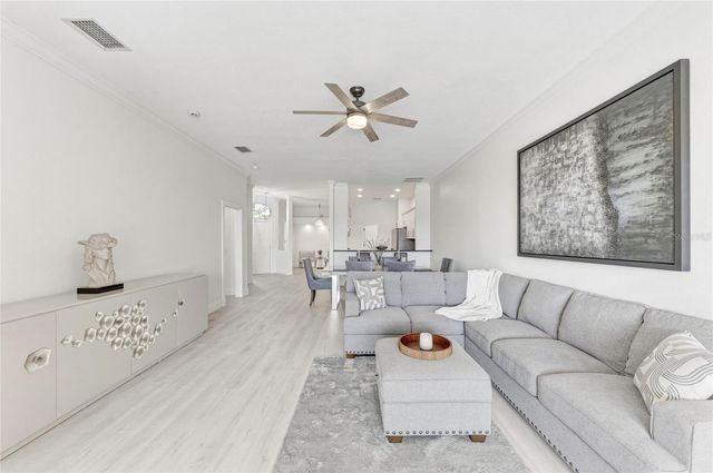 9532 FOREST HILLS CIRCLE, Sarasota, FL 34238