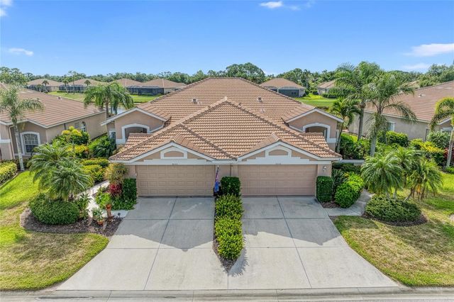 9532 FOREST HILLS CIRCLE, Sarasota, FL 34238