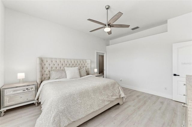 9532 FOREST HILLS CIRCLE, Sarasota, FL 34238