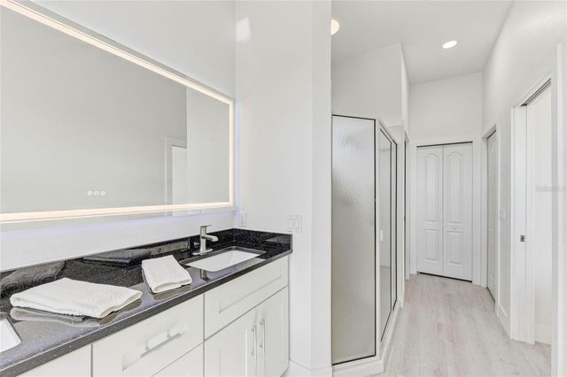 9532 FOREST HILLS CIRCLE, Sarasota, FL 34238