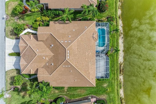 9532 FOREST HILLS CIRCLE, Sarasota, FL 34238