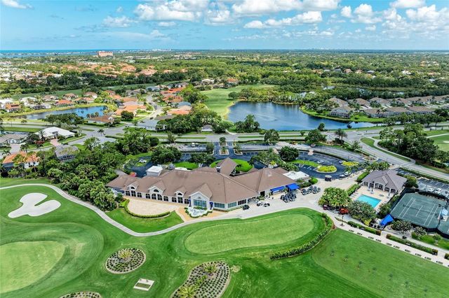 9532 FOREST HILLS CIRCLE, Sarasota, FL 34238