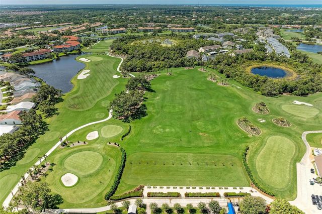 9532 FOREST HILLS CIRCLE, Sarasota, FL 34238