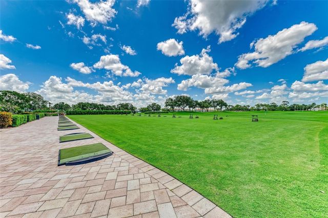 9532 FOREST HILLS CIRCLE, Sarasota, FL 34238