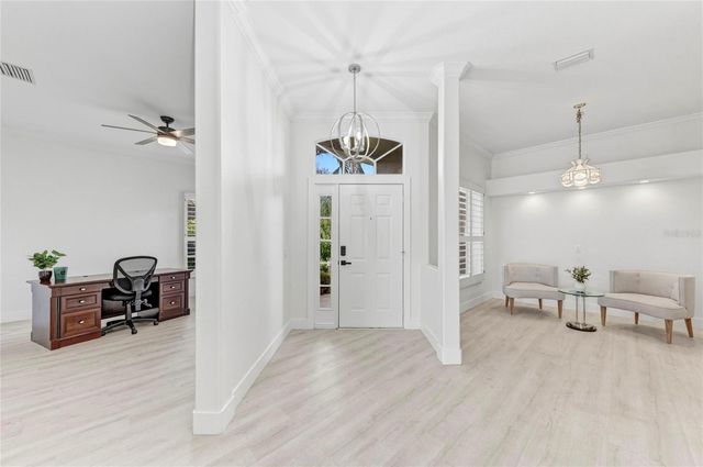 9532 FOREST HILLS CIRCLE, Sarasota, FL 34238