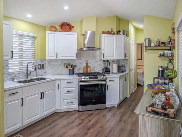 70200 Dillon Road 406, Desert Hot Springs, CA 92241