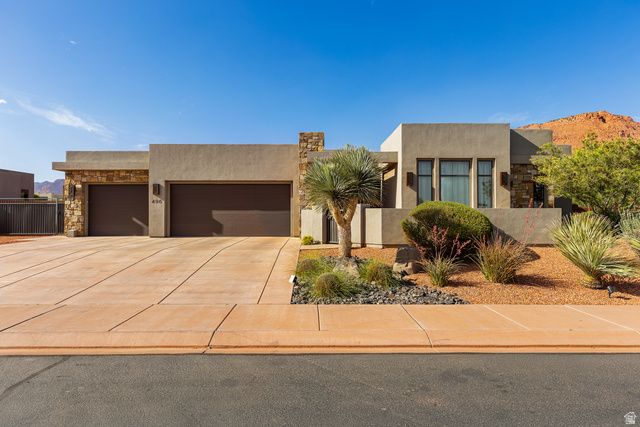 496 W 80 S, Ivins, UT 84738