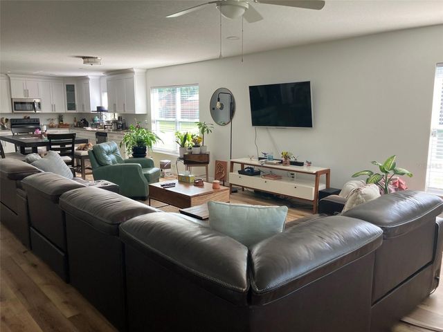 2101 QUEENSBORO AVENUE S, St Petersburg, FL 33712