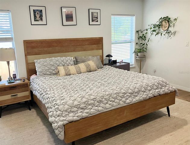 2101 QUEENSBORO AVENUE S, St Petersburg, FL 33712