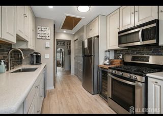 307 Sharon Court, Woodbridge Proper, NJ 07095