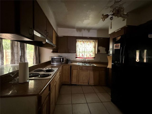 1610 NE 19TH PLACE, Gainesville, FL 32609