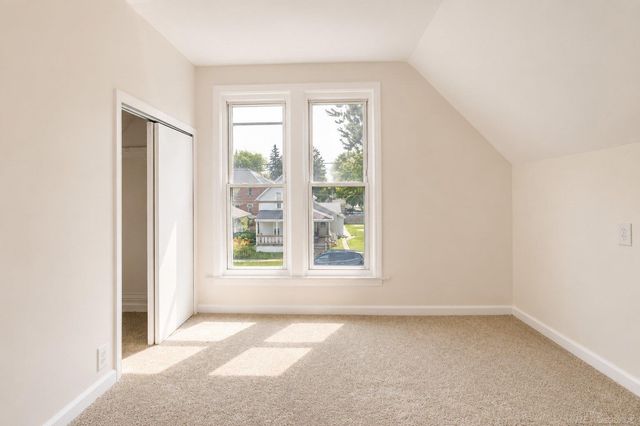 1821 11TH Avenue, Port Huron, MI 48060