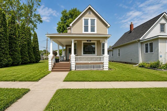 1821 11TH Avenue, Port Huron, MI 48060