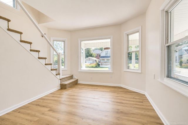 1821 11TH Avenue, Port Huron, MI 48060
