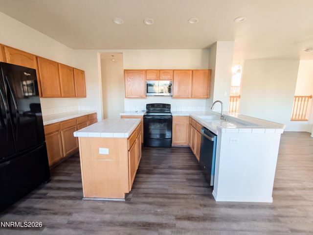 1465 Grand Point Way, Reno, NV 89523