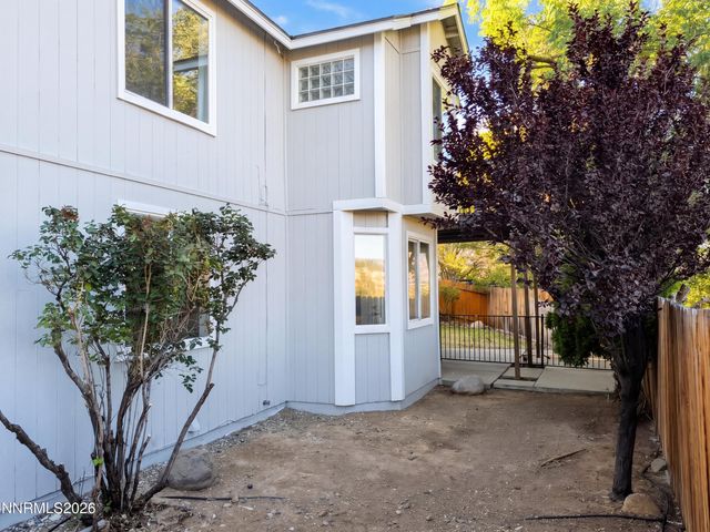 1465 Grand Point Way, Reno, NV 89523