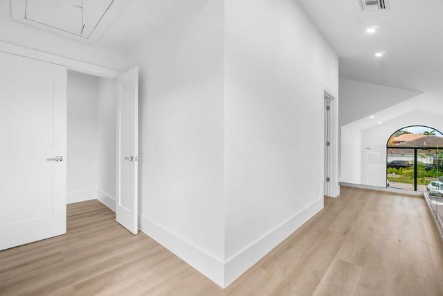 1598 SW 17th Street, Boca Raton, FL 33486