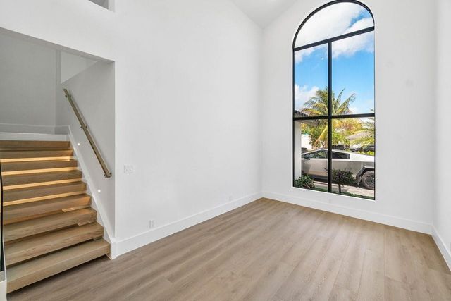 1598 SW 17th Street, Boca Raton, FL 33486