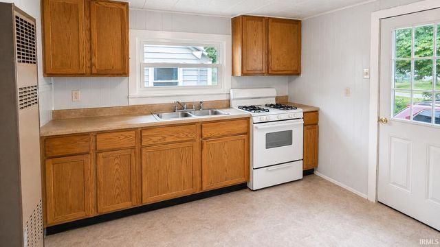 416 Prospect Avenue, Kendallville, IN 46755
